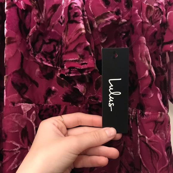 Lulus velvet dress - Picture 5 of 6
